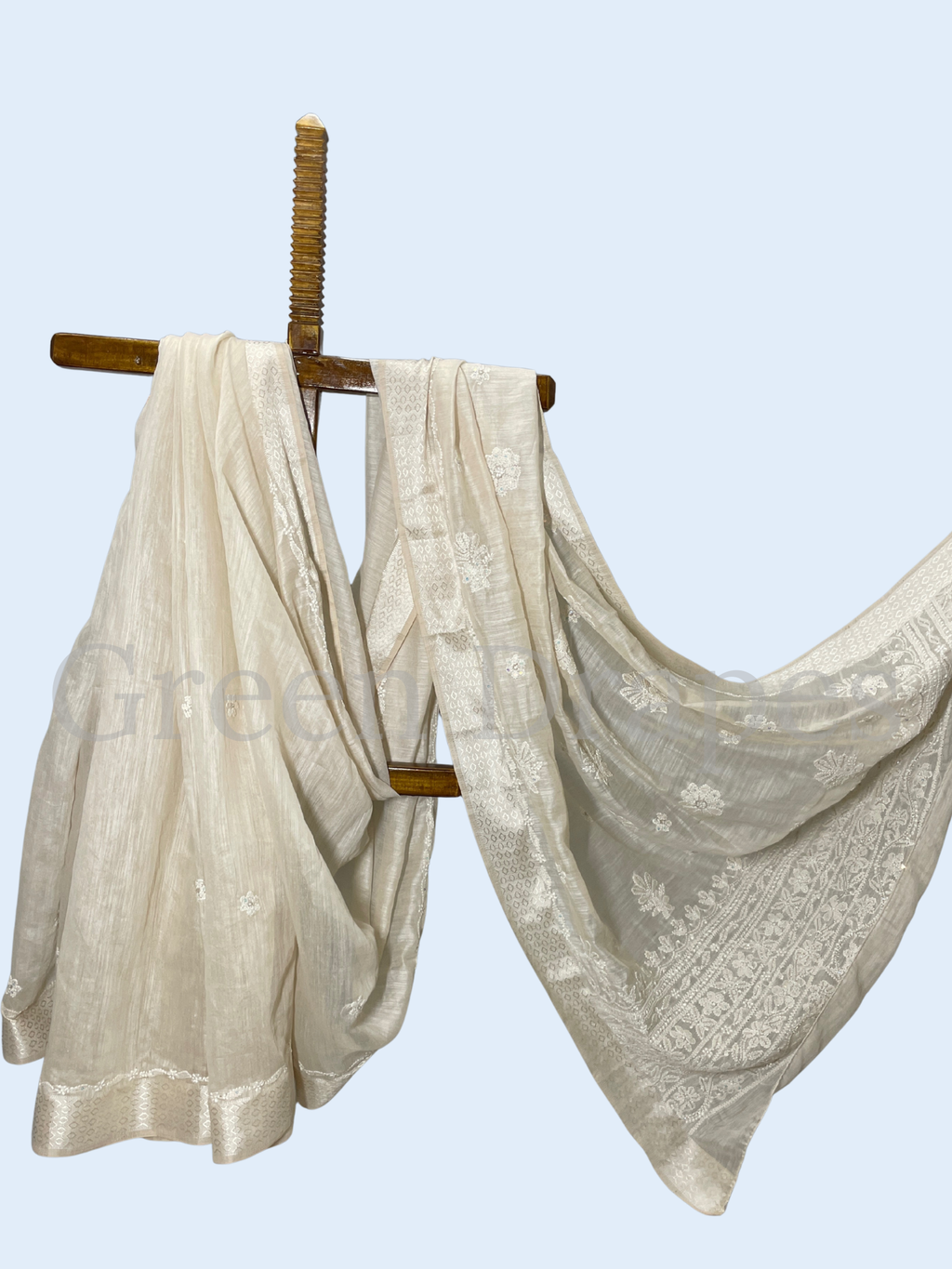 Handcrafted Off-White Chikankari Organza Saree – Pure White Thread Embroidery | Lucknowi Chikan Saree