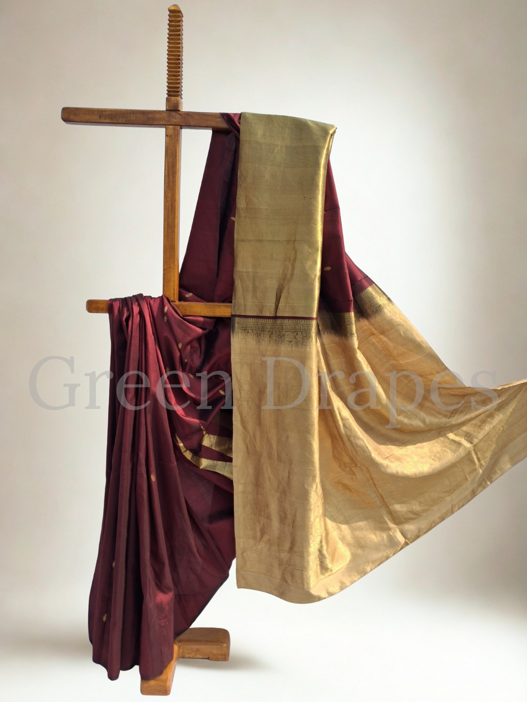 Pre-Loved Maroon Handwoven Silk Saree with Gold Zari Tissue Pallu