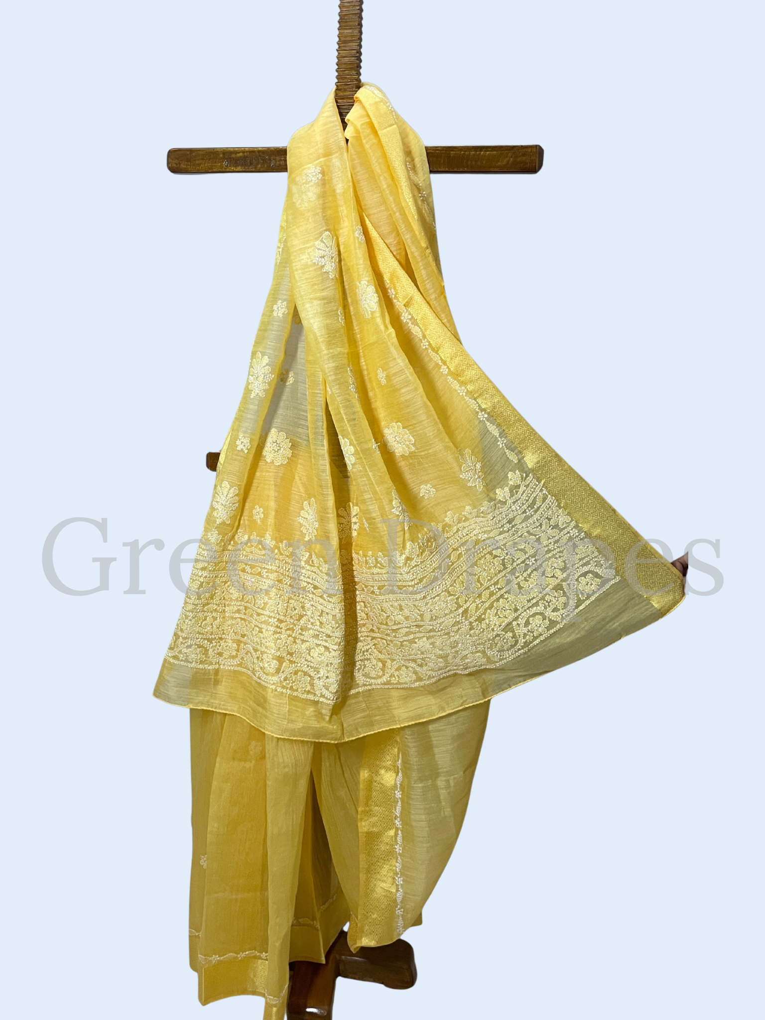 Handcrafted Pastel Yellow Chikankari Organza Saree – White Floral Buti & Heavy Embroidered Border | Lucknowi Chikan Saree