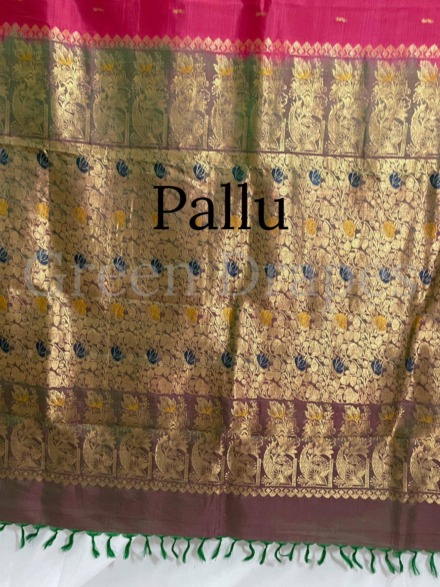 Pre-Loved Silk Saree — Rani Pink Body with Contrast Green Border & Rich Zari Pallu (With Blouse – Size 36)