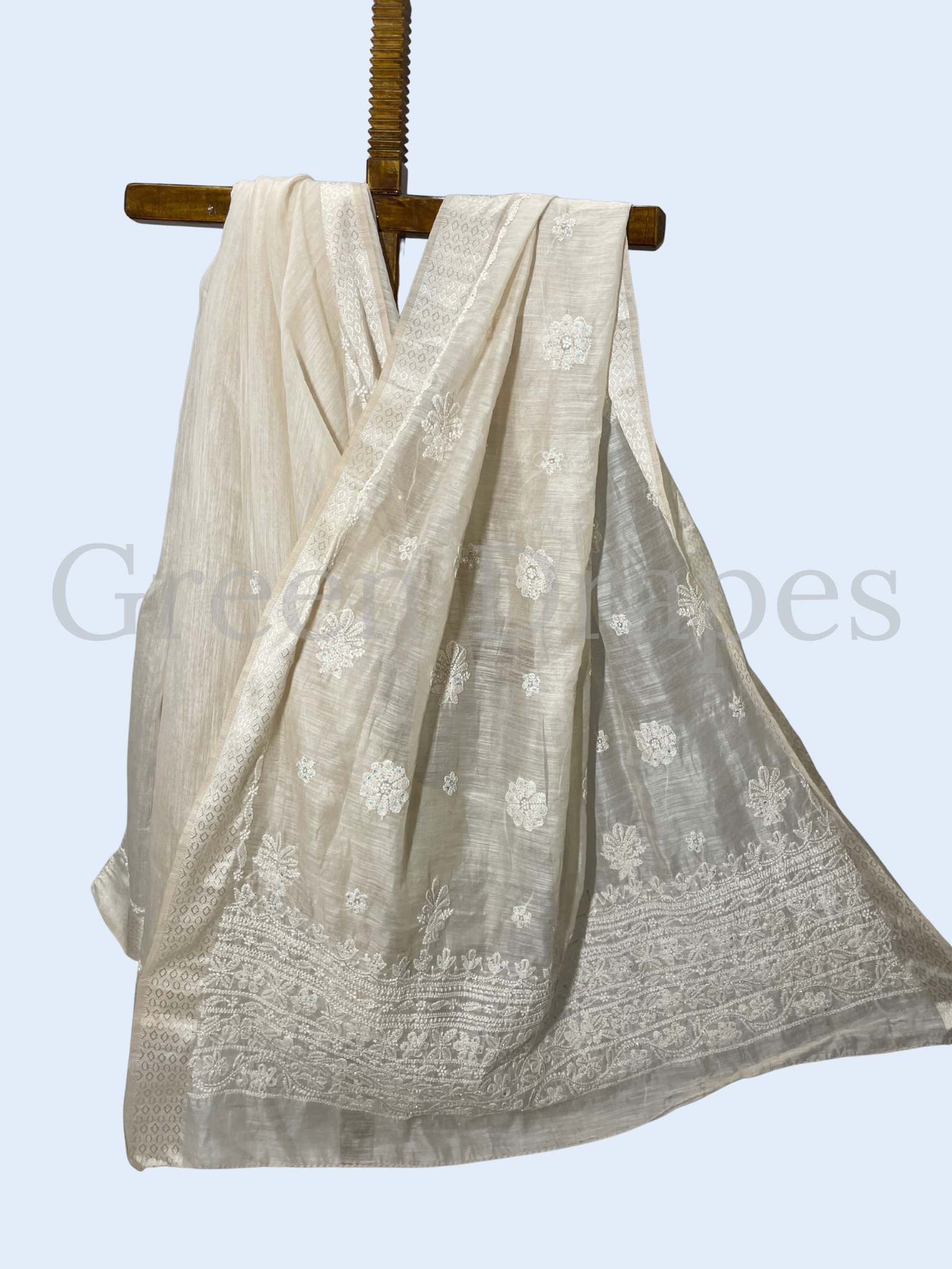 Handcrafted Off-White Chikankari Organza Saree – Pure White Thread Embroidery | Lucknowi Chikan Saree