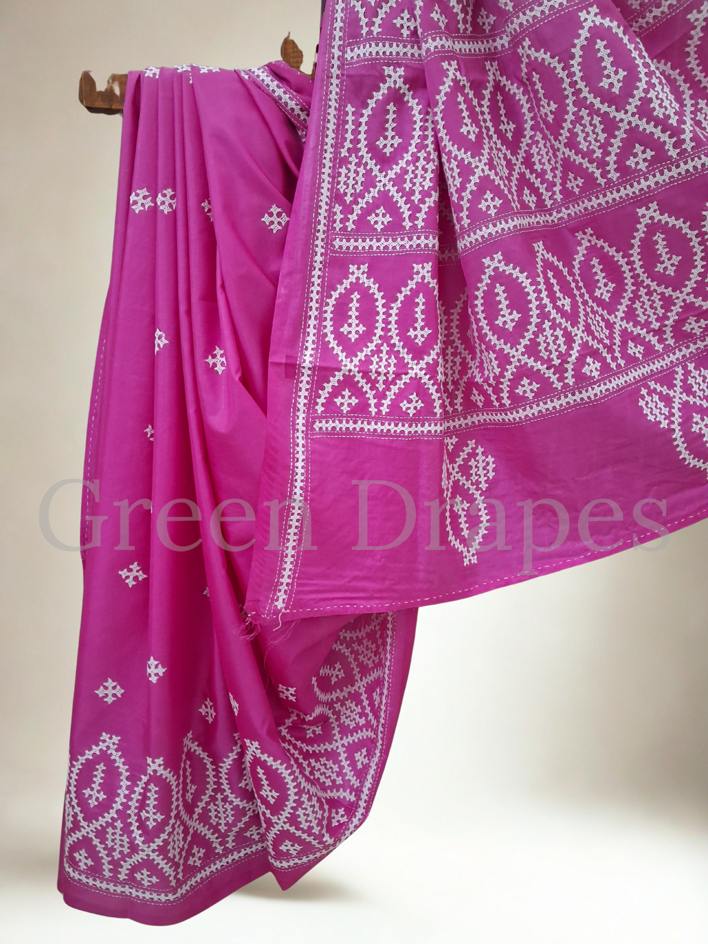 Gujarati Embroidered Blended Bangalore Silk Saree — Pink & White