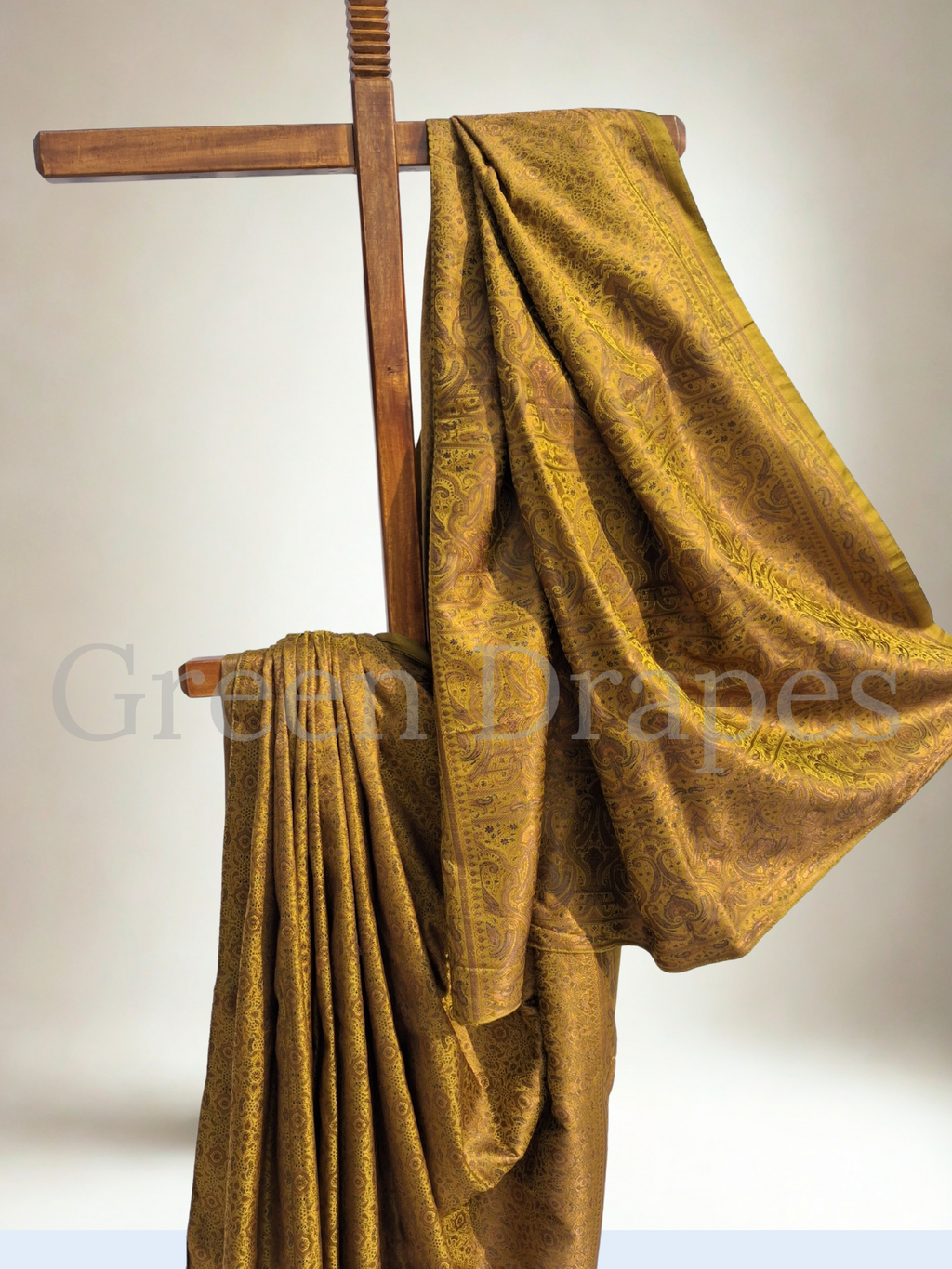 ✨ Preloved Tanchoi Silk Saree — Mustard Gold All-Over Brocade Weave